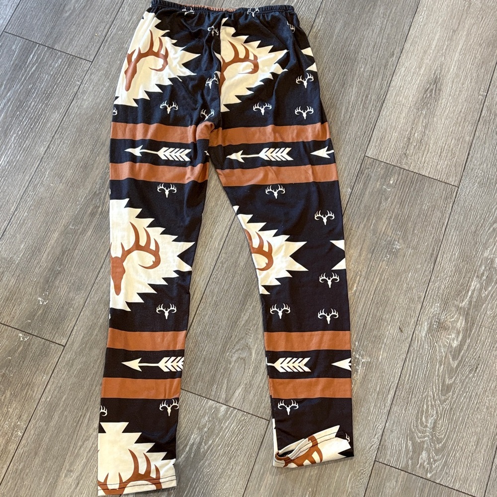 Southwestern Arrow Print Leggings in Black, Brown & Cream